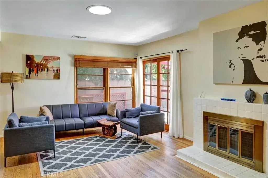 15123 Killion Street, Los Angeles, California, United States. - Photo 1