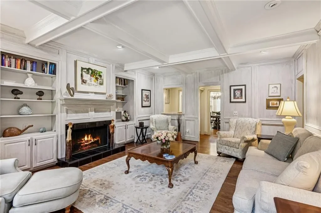 5460 E Idlewood Lane, Atlanta, Georgia, United States. - Photo 10