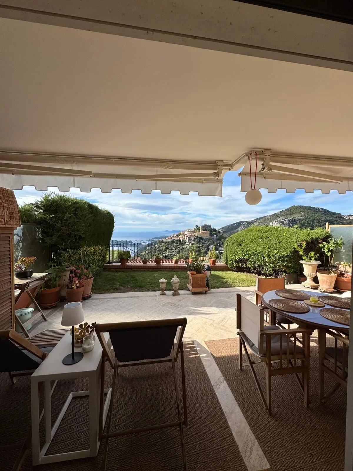 Èze, Provence-Alpes-Côte d'Azur, France. - Photo 4