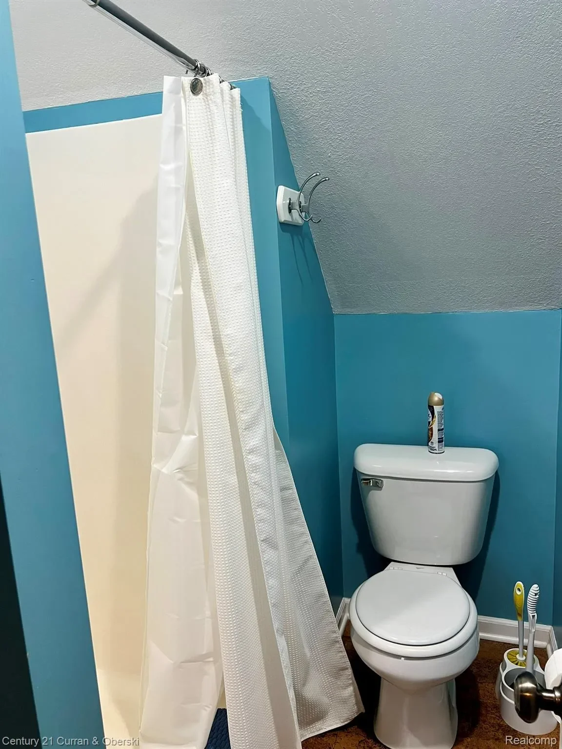 8065 S Portage Road, Jackson, MI 49201, Leoni, Michigan, United States. - Photo 5