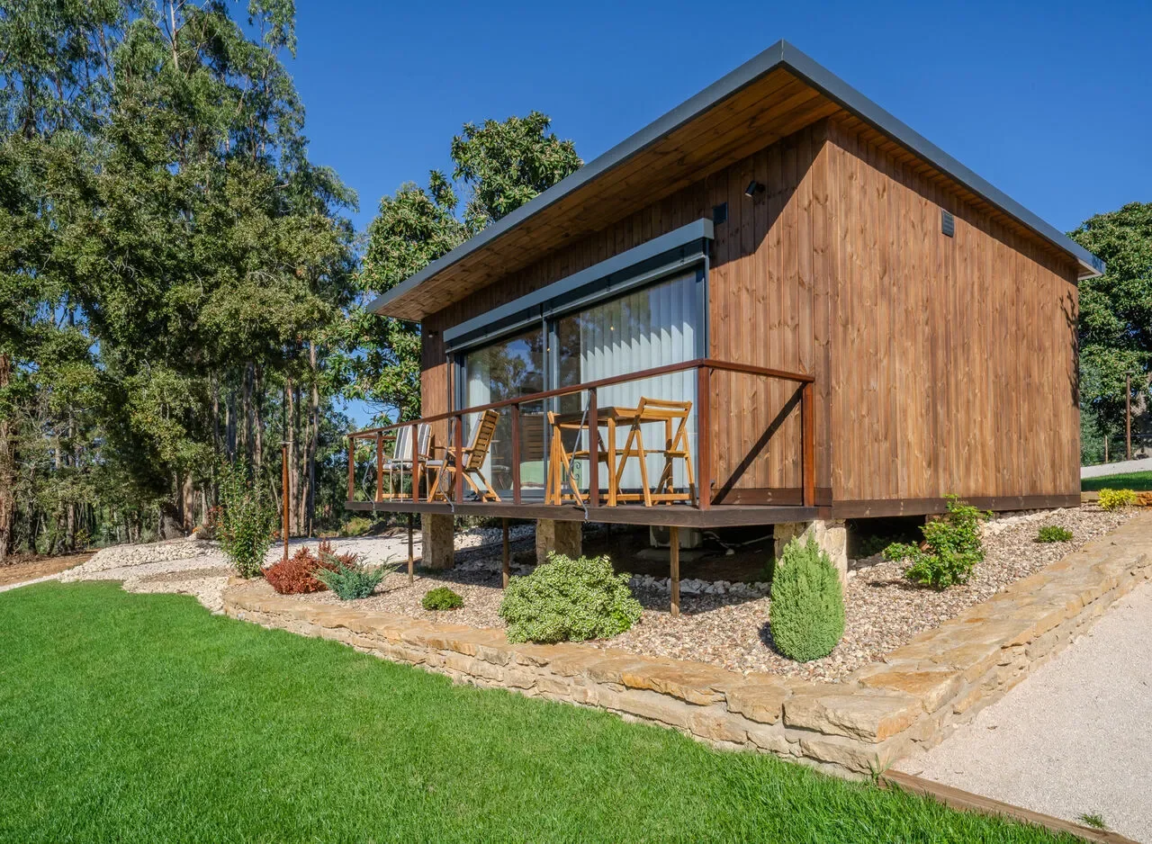 Exterior photo 7
