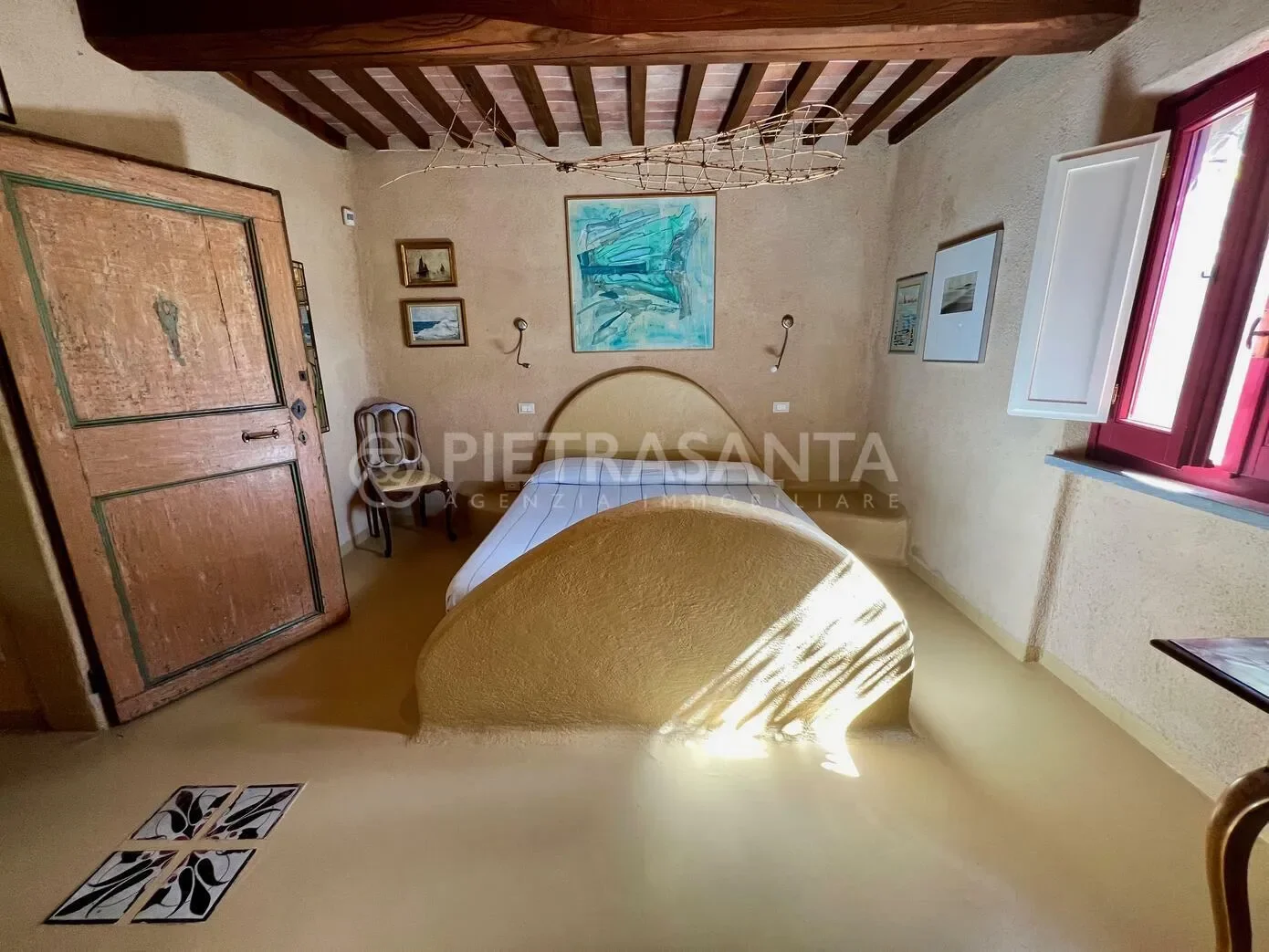 Gallery photo 6