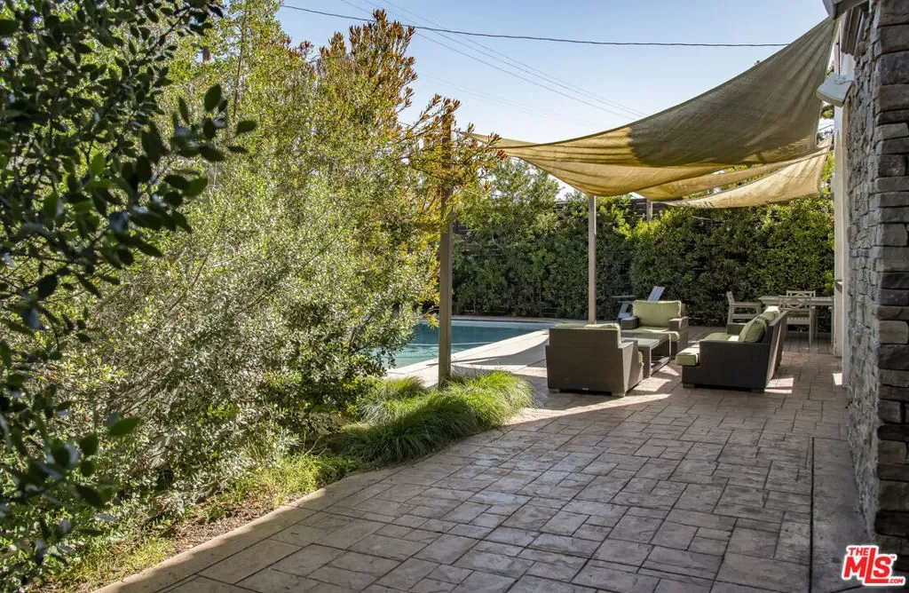 1000 S Citrus Avenue, Los Angeles, California, United States. - Photo 13