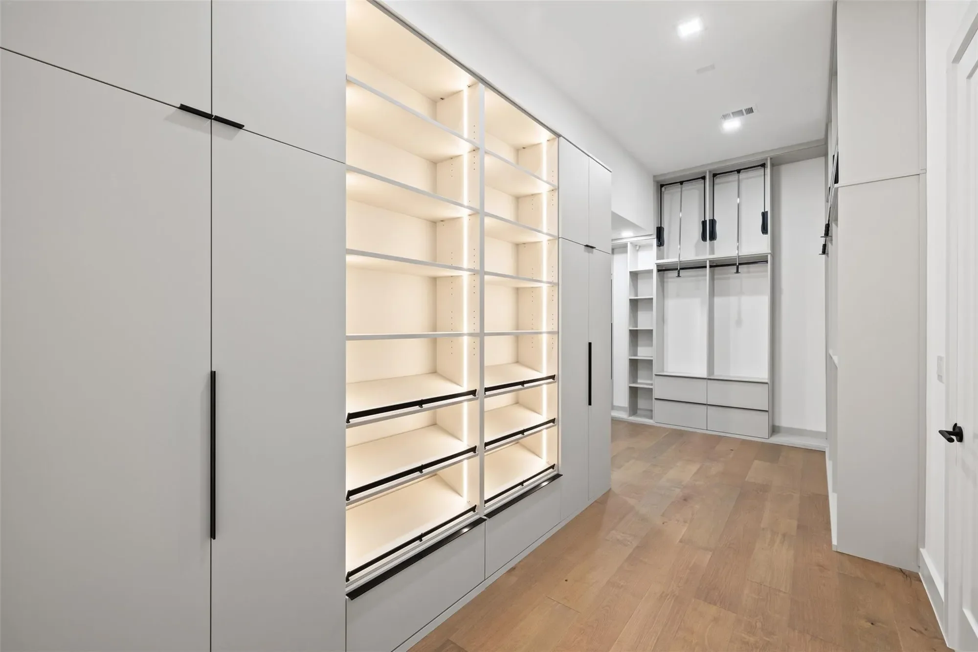 Gallery photo 12
