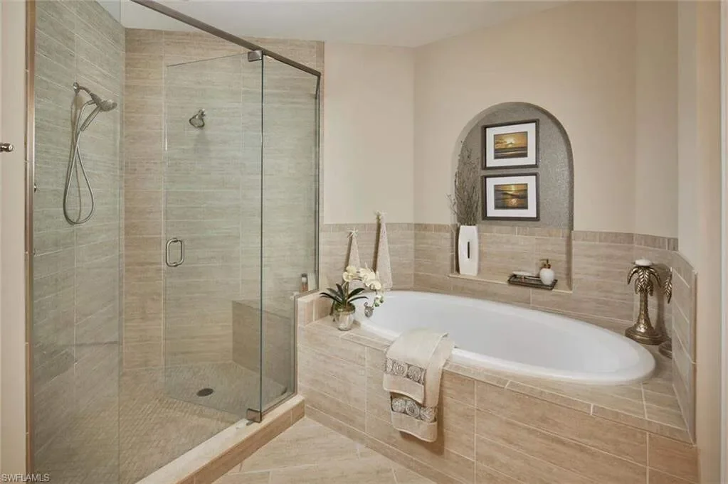 4701 Via Del Corso LN, #301, Bonita Springs, FL, 34134, USA, Bonita Springs, Florida, United States. - Photo 2