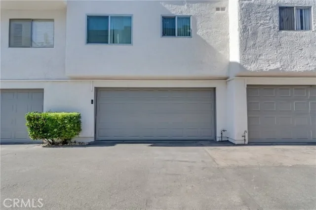 2 Bedrooms Other Residential