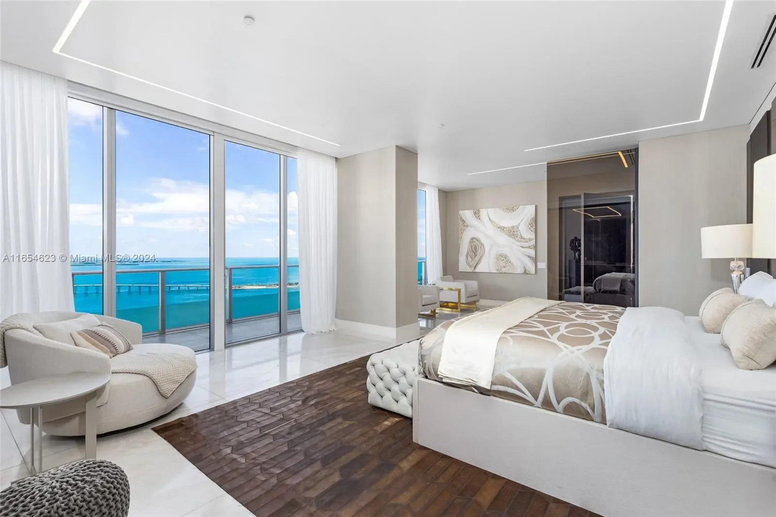1300 Brickell Bay Dr, #PH4400, Miami, Florida, United States. - Photo 15