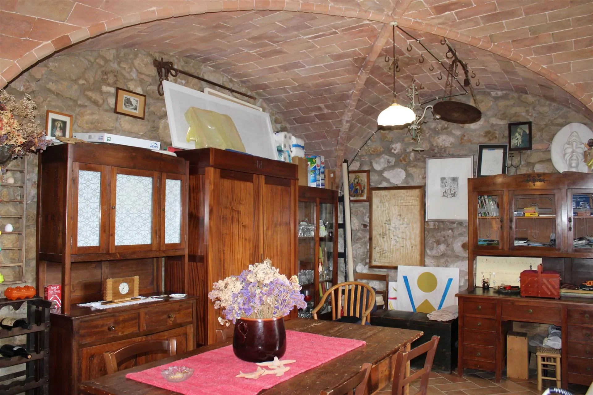 Gallery photo 1