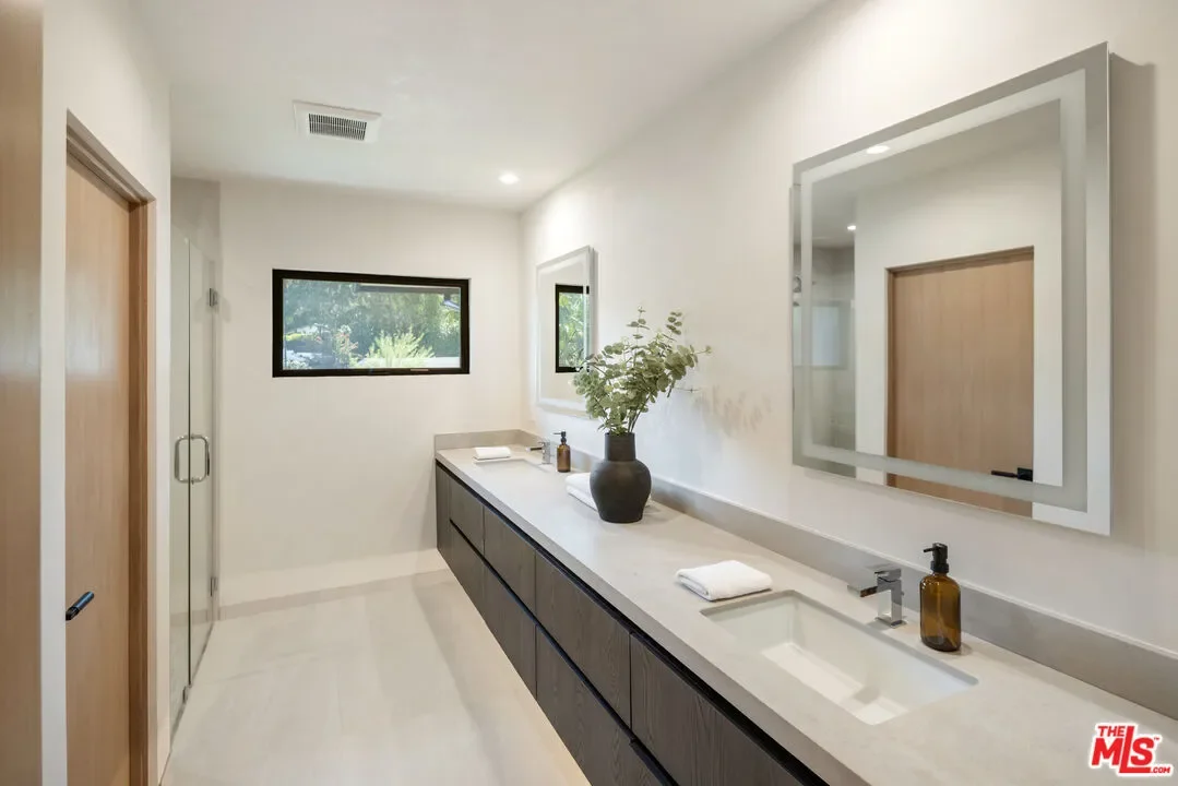 3535 Vista Haven Rd, Los Angeles, California, United States. - Photo 17