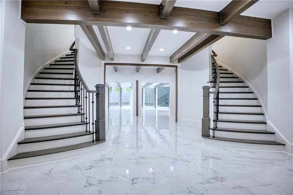 2883 W Roxboro Road NE, Atlanta, Georgia, United States. - Photo 43
