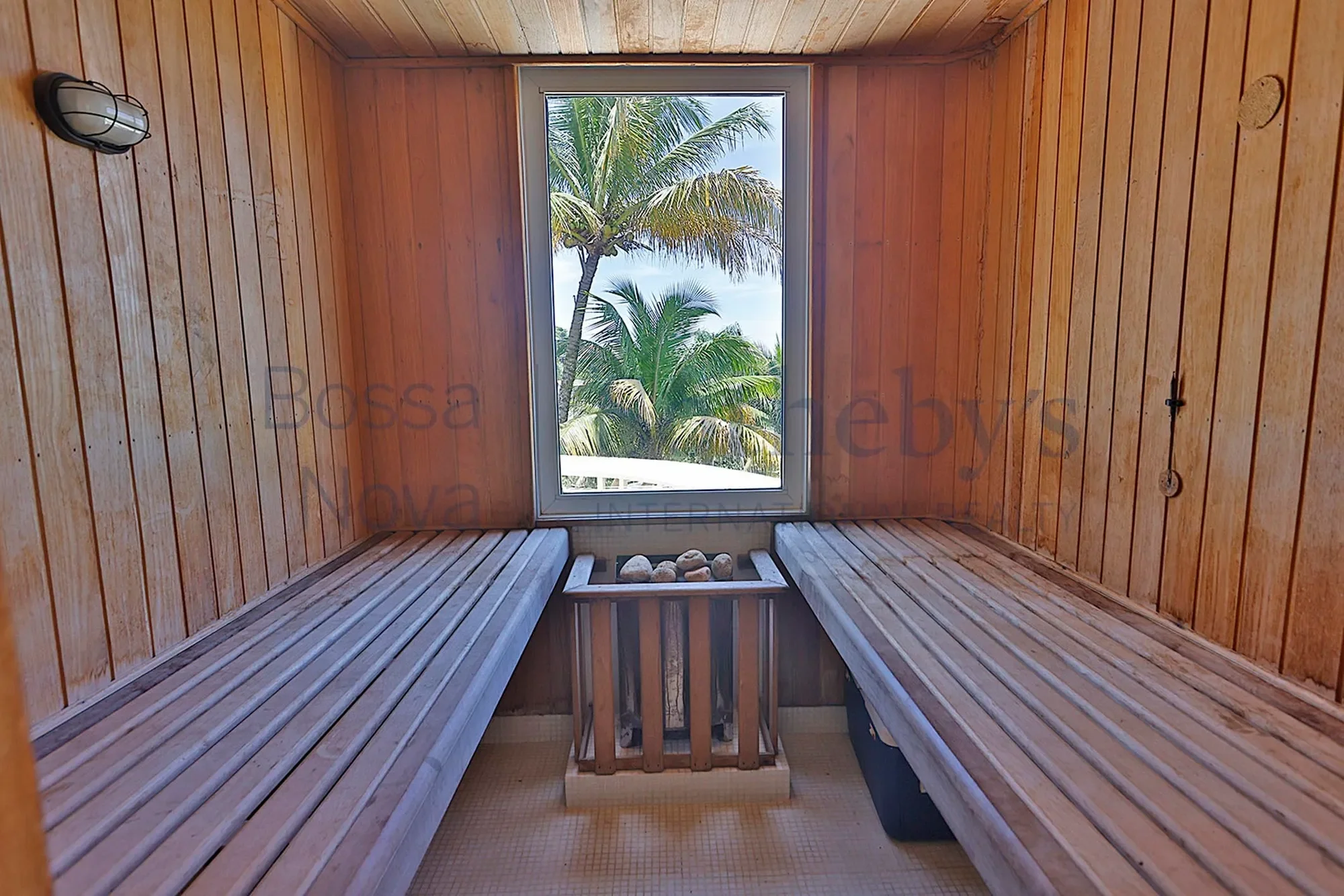 Gallery photo 6