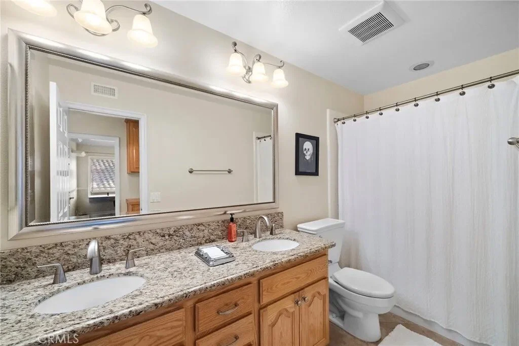 2811 N Roxbury Street, Orange, California, United States. - Photo 22