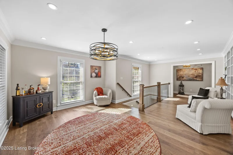 1027 Garden Creek Cir, Louisville, KY 40223, Watterson Park, Kentucky, United States. - Photo 8