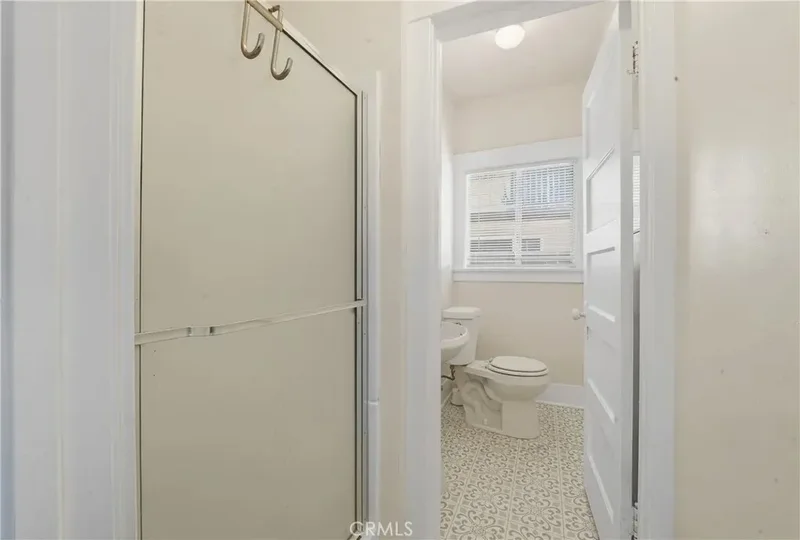 732 Saint Louis Avenue, Signal Hill, California, United States. - Photo 7