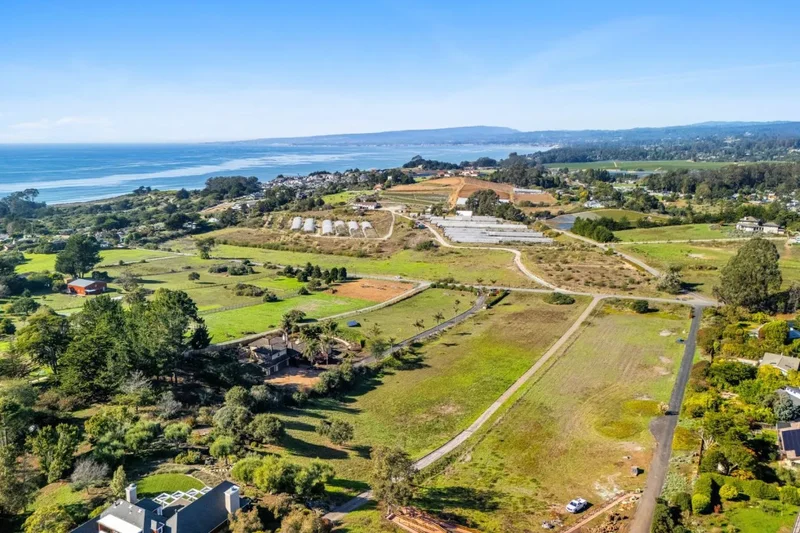 69 Crest Drive, Watsonville, California, United States. - Photo 33
