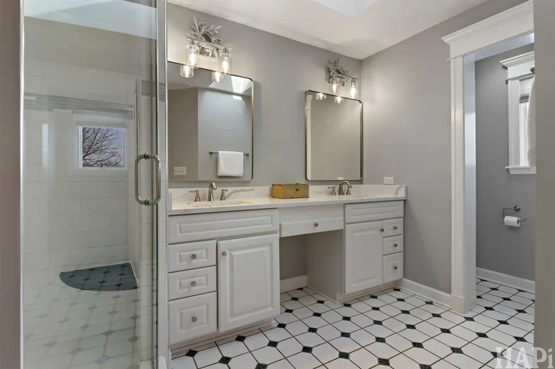 15043 W Buckley Road , Libertyville, IL 60048, Libertyville, Illinois, United States. - Photo 19