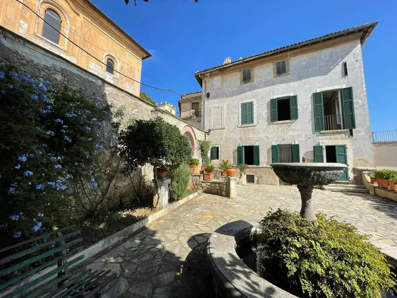 Via Giuseppe Garibaldi, Veroli, Lazio, Italy. - Photo 76