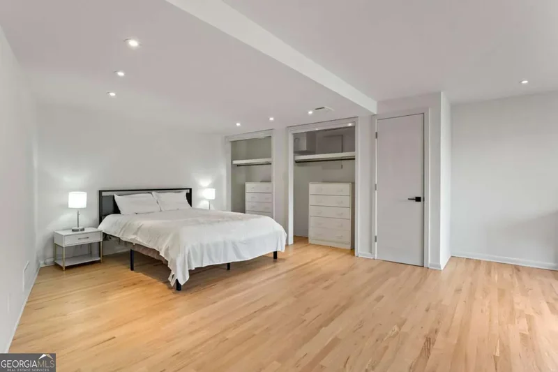 120 Laurel Drive NE, Atlanta, GA 30342, Atlanta, Georgia, United States. - Photo 59