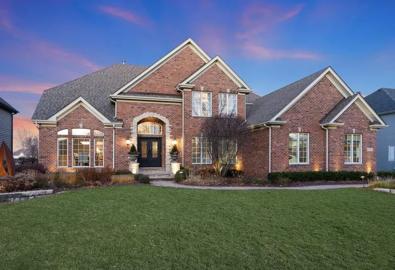 2363 Fawn Lake Circle, Naperville, IL, 60564, USA, Naperville, Illinois, United States. - Photo 2