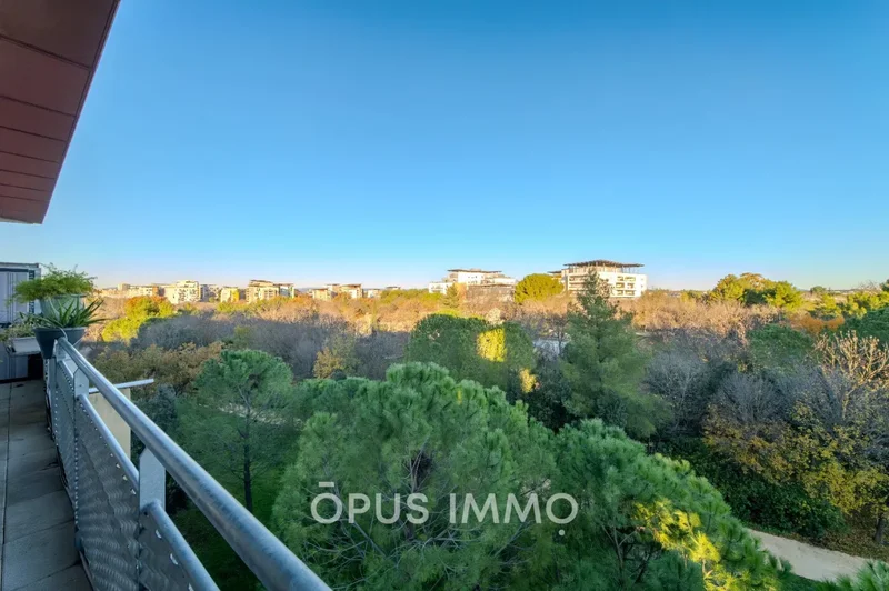 For Sale: Apartment with Terrace in Montpellier Millénaire, 112m² 5 Rooms 546,000€