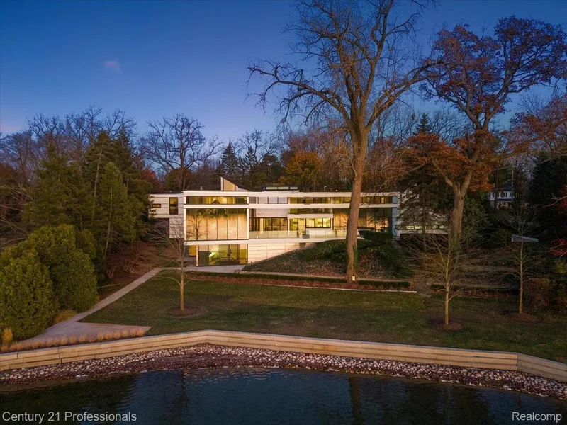 5904 Wing Lake Road, BloomfieldHills, MI 48301, Bloomfield Hills, Michigan, United States. - Photo 47
