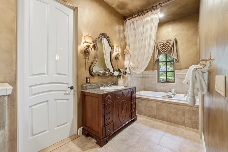 617 Lakecrest Drive , El Dorado Hills, CA 95762, El Dorado Hills, California, United States. - Photo 35