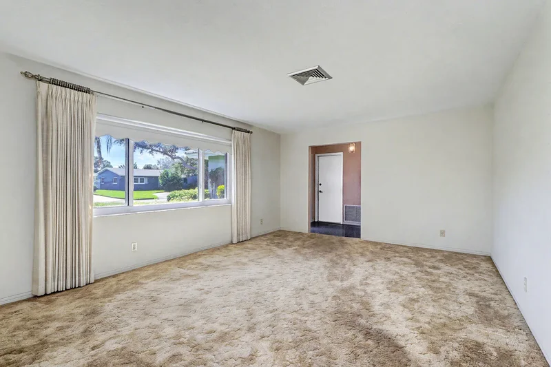 6733 14th Avenue N, St Petersburg, FL 33710, St. Petersburg, Florida, United States. - Photo 16