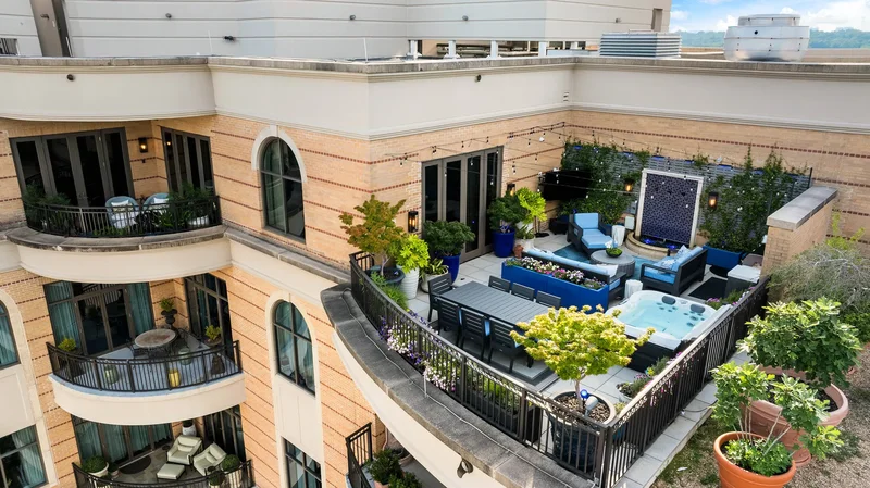 Modern Elegance In The Sky – Designer Penthouse With Multiple Terraces