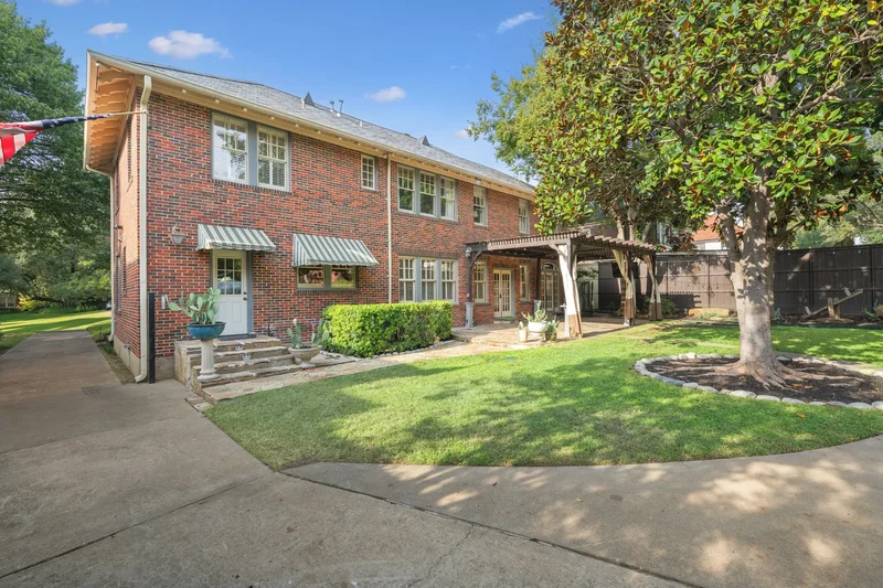 6006 Swiss Avenue , Dallas, TX 75214, Dallas, Texas, United States. - Photo 9