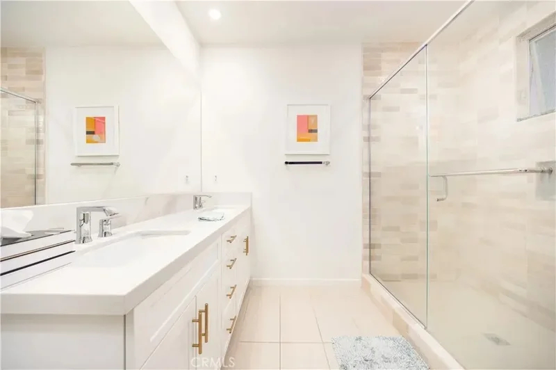 126 Sunnyside, Irvine, California, United States. - Photo 5