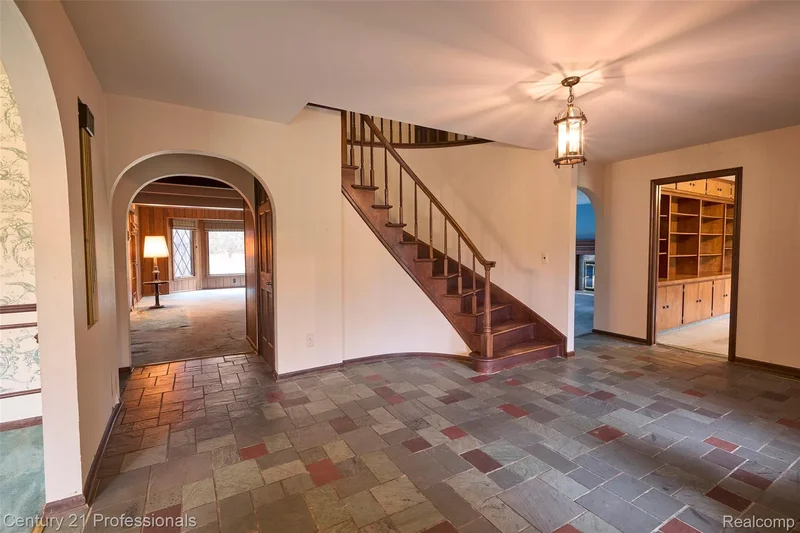 303 E Snell Road, Rochester, MI 48306, Rochester, Michigan, United States. - Photo 7