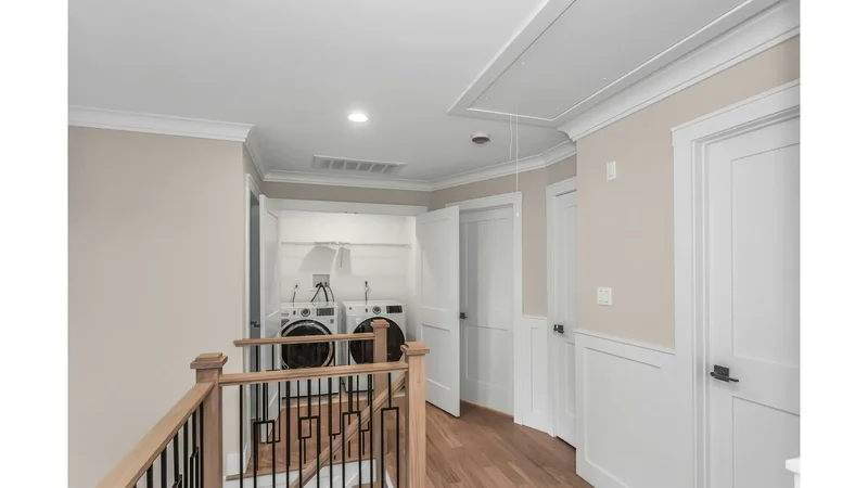 8 Sebree Place, Plainview, New York, United States. - Photo 20