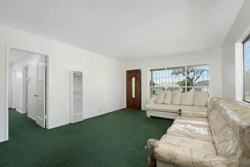 916 South Caswell Avenue , Compton, CA 90220, Compton, California, United States. - Photo 5