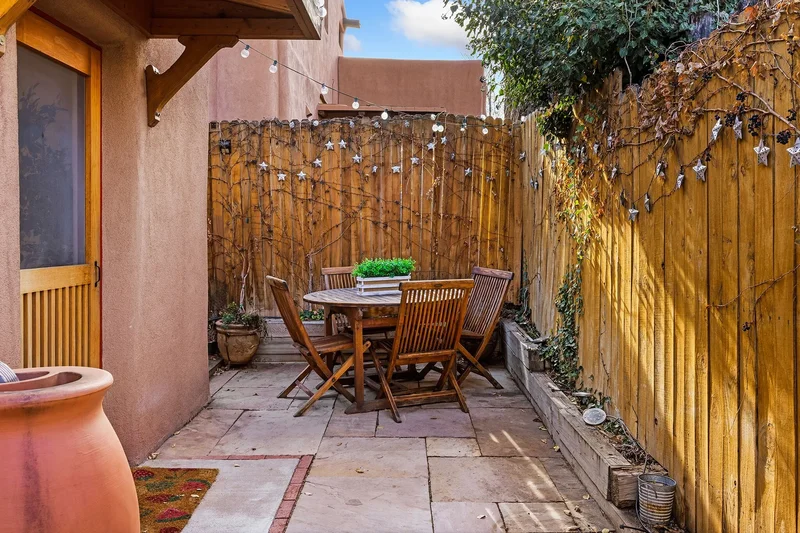332 Urioste, Santa Fe, NM 87501, Santa Fe, New Mexico, United States. - Photo 24
