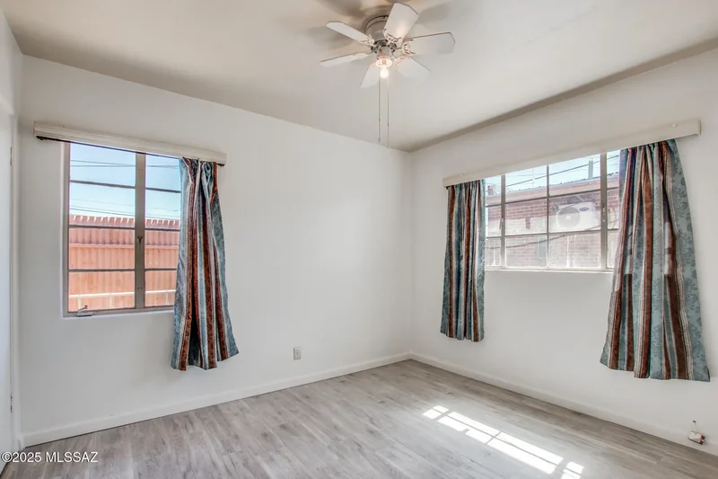 1330 E Broadway Boulevard, Tucson, Arizona, United States. - Photo 12