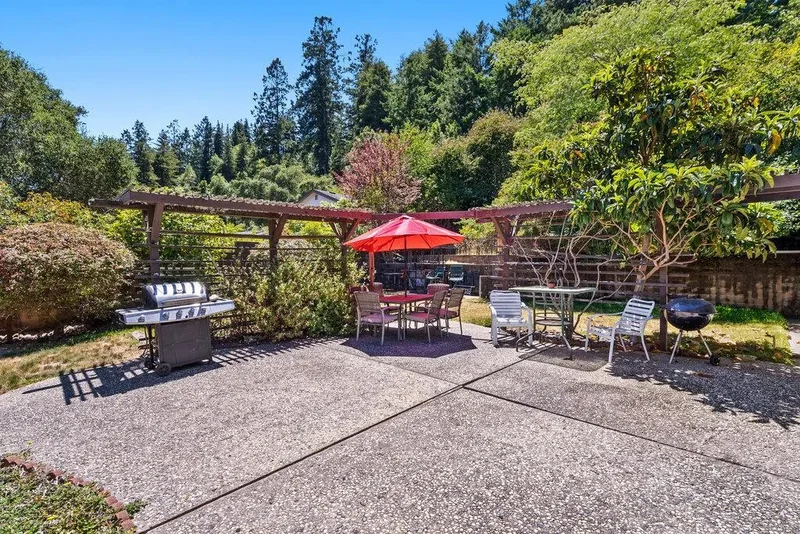 1239 La Madrona Drive, Santa Cruz, California, United States. - Photo 13