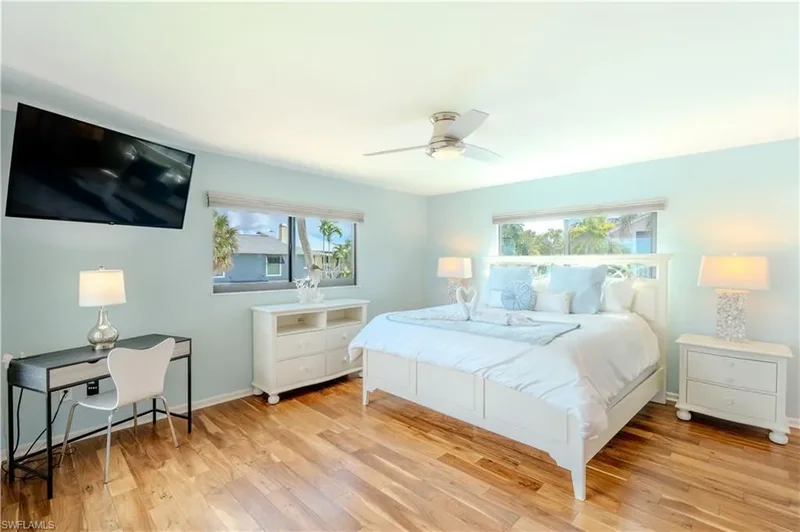 205 Bayview AVE, Fort Myers Beach, Florida, United States. - Photo 14