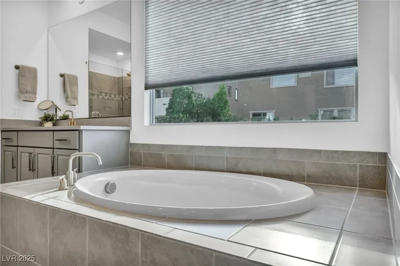 195 Cactus Sunrise Street, Las Vegas, Nevada, United States. - Photo 15