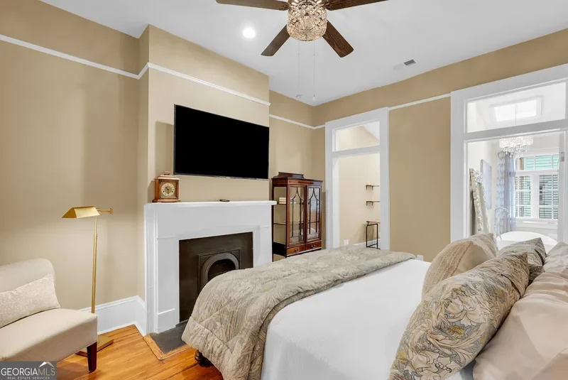 216 W Gaston St, GA, Savannah, Georgia, United States. - Photo 5