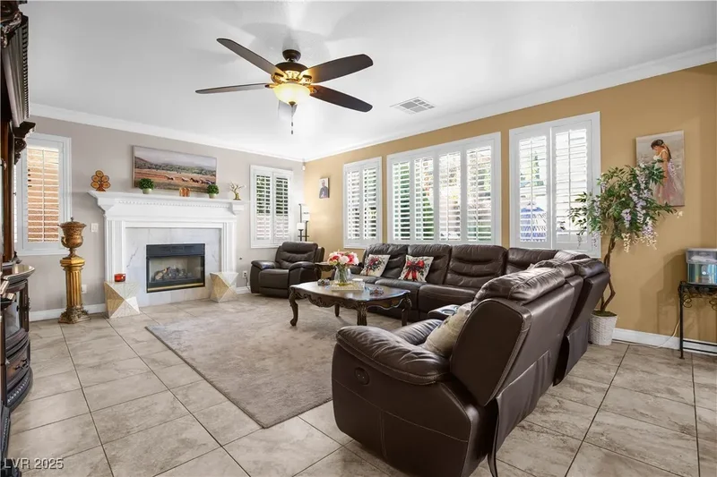 10908 Salford Drive, Las Vegas, Nevada, United States. - Photo 17