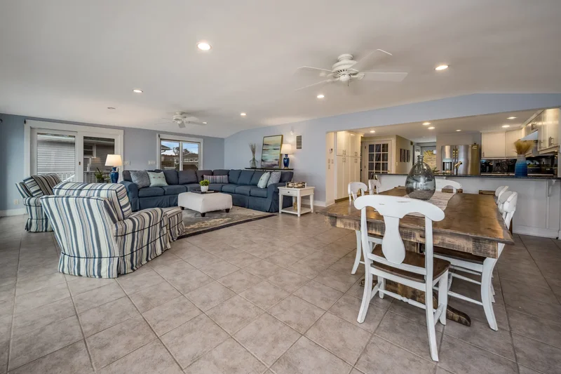 223 Giants Neck Road, East Lyme, CT 06357, East Lyme, Connecticut, United States. - Photo 11
