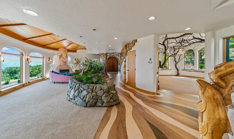 2700 N Valley View Road, Ashland, OR, 97520, USA, Ashland, Oregon, United States. - Photo 16