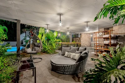 Thumbnail 18
