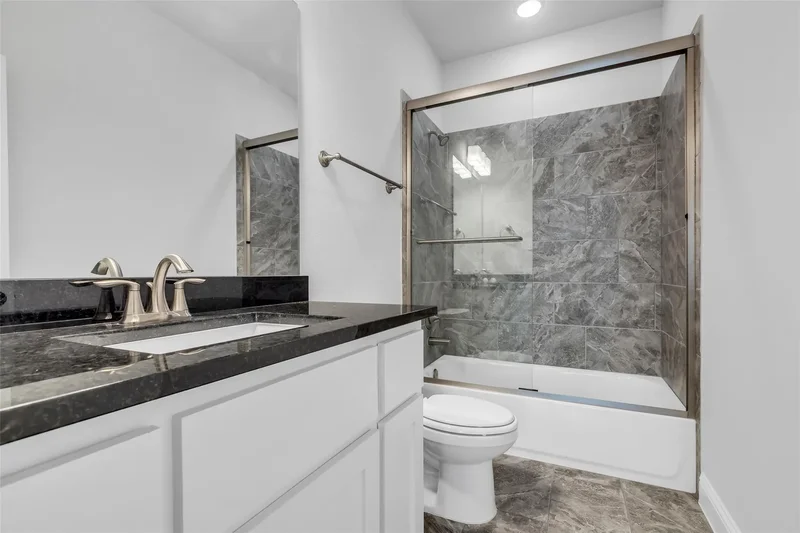 19718 Cherrywood Bend Drive, Houston, Texas, United States. - Photo 32