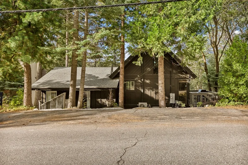 26335 Augusta Drive, Lake Arrowhead, CA 92352, Lake Arrowhead, California, United States. - Photo 18