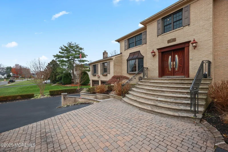 41 Thomas Drive, Manalapan, NJ 07726, Manalapan Township, New Jersey, United States. - Photo 2