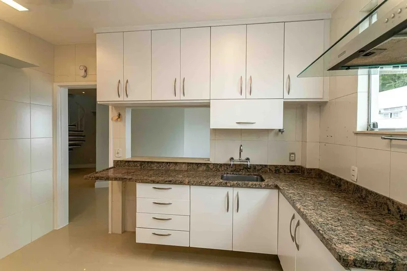 Duplex Penthouse With Views Of Christ The Redeemer And Lagoa Rodrigo De Freitas