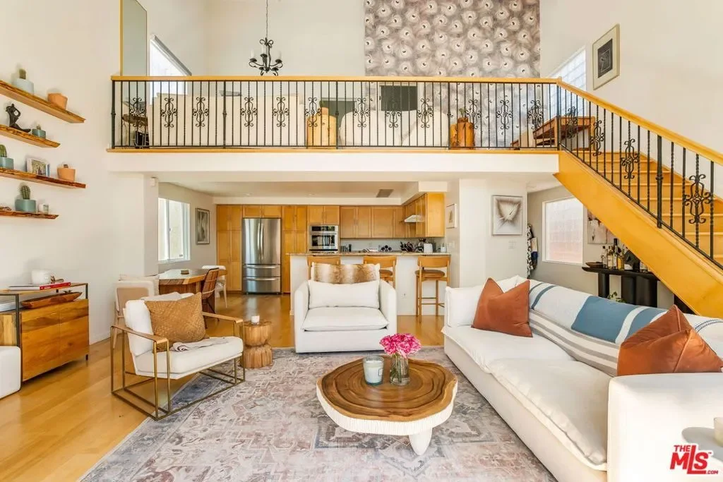 439 Carroll Canal, Los Angeles, California, United States. - Photo 14