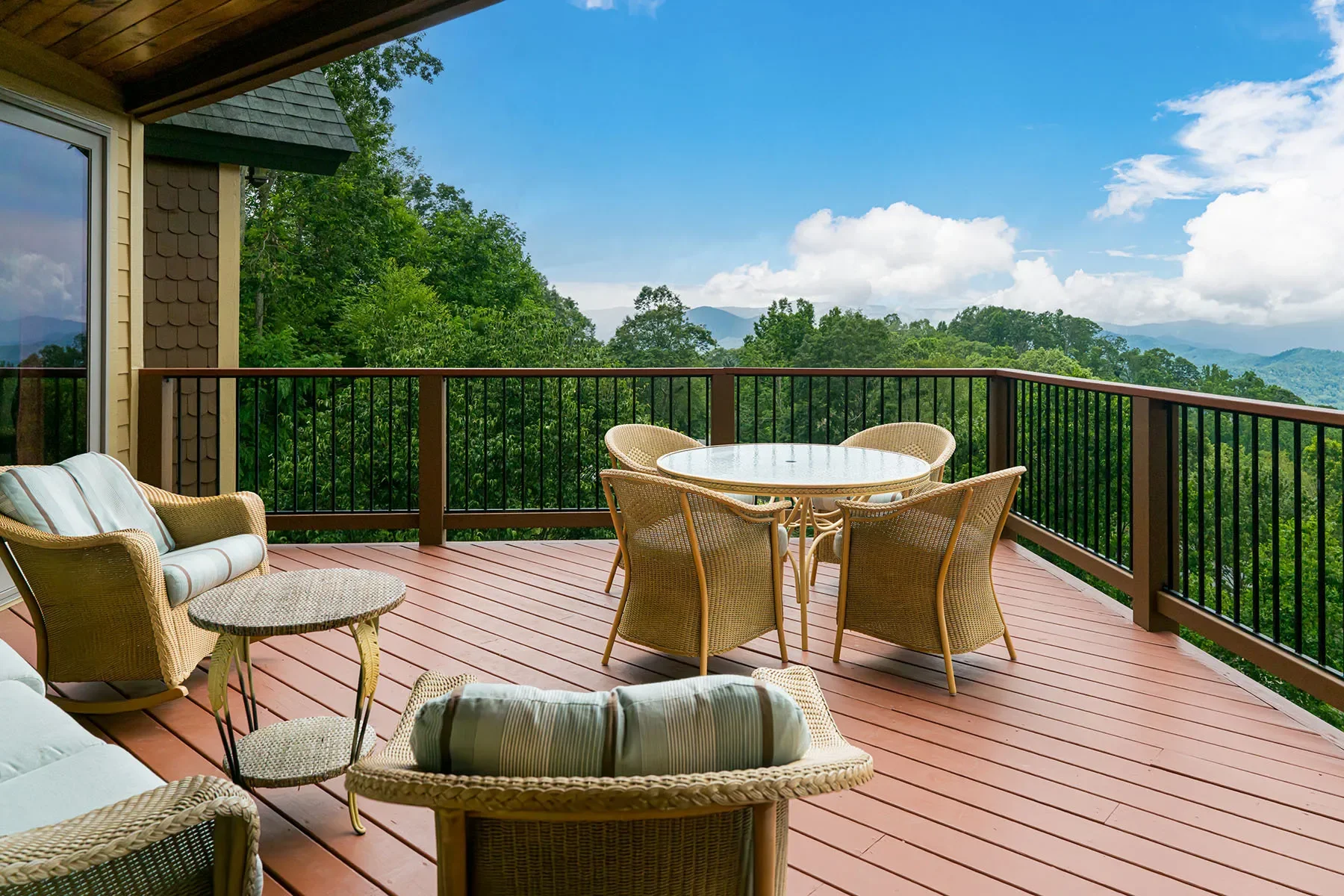 2280 Mountain Air Drive, Burnsville, NC 28714, 28714, North Carolina, United States. - Photo 19