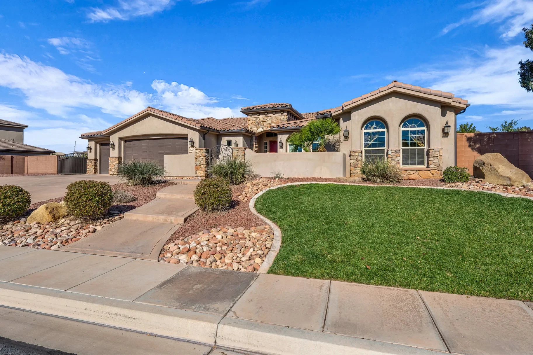 2247 E Coyote Springs Drive, St George, UT 84790, St. George, Utah, United States. - Photo 24